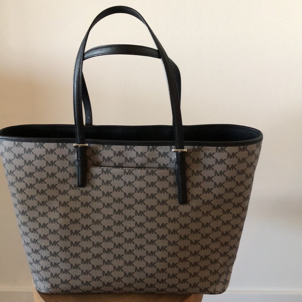 Large Tote - image 3